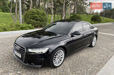 Седан Audi A6 2015 в 