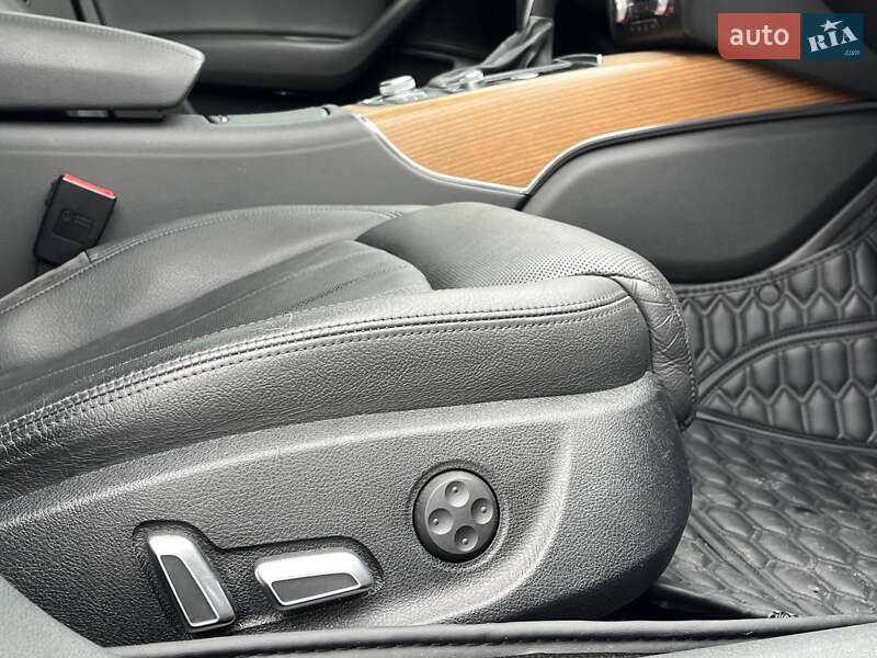 Седан Audi A6 2015 в Львове
