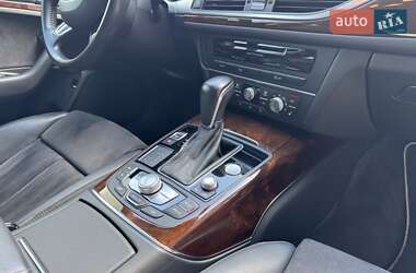 Седан Audi A6 2015 в 