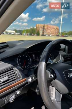 Седан Audi A6 2013 в 