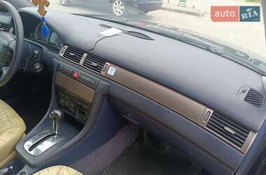 Седан Audi A6 2000 в 