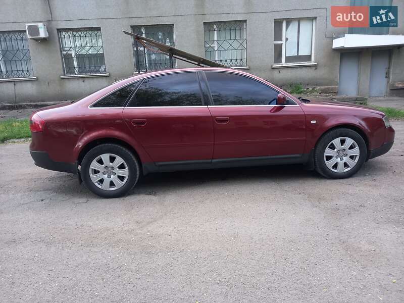 Седан Audi A6 2001 в Софиевке