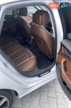 Седан Audi A6 2013 в 