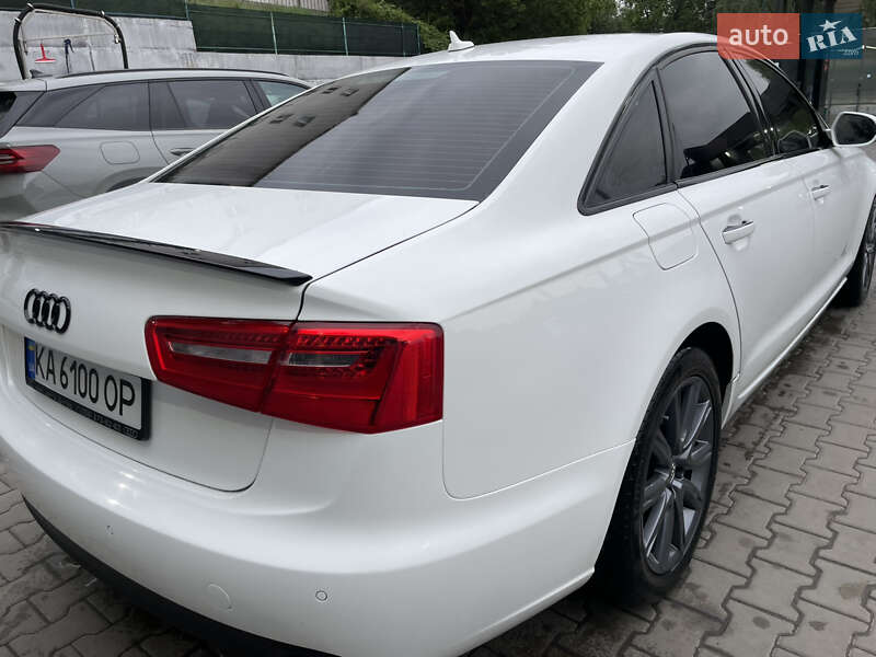 Седан Audi A6 2013 в Обухове