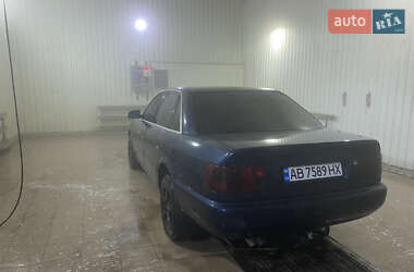 Седан Audi A6 1995 в 