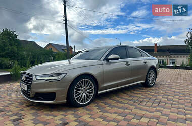 Седан Audi A6 2015 в 