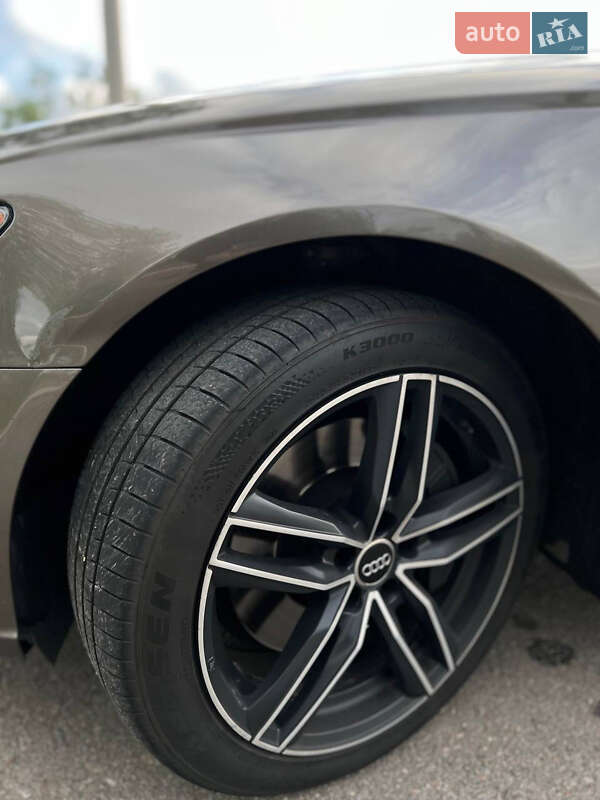 Седан Audi A6 2011 в Кривом Роге