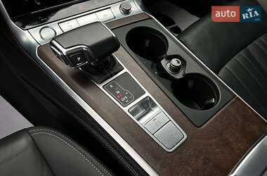 Седан Audi A6 2020 в 