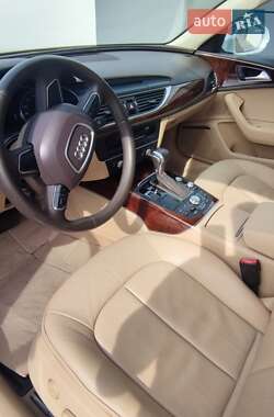 Седан Audi A6 2014 в 