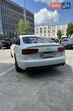 Седан Audi A6 2012 в 