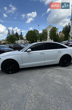Седан Audi A6 2012 в 