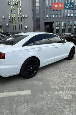Седан Audi A6 2012 в 