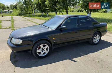 Седан Audi A6 1995 в Ладижині