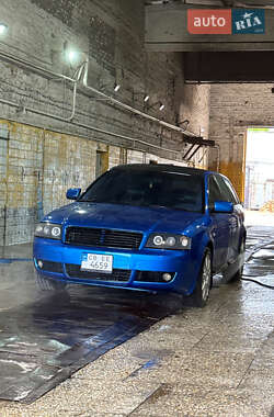 Универсал Audi A6 2003 в 