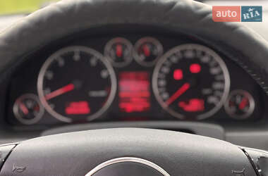 Седан Audi A6 2002 в 