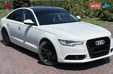 Седан Audi A6 2014 в 