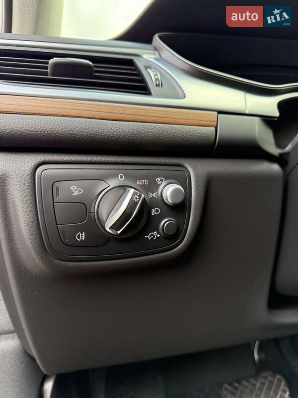 Седан Audi A6 2015 в Одессе