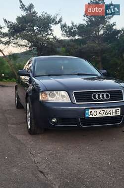 Седан Audi A6 2004 в 