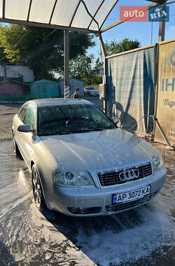 Седан Audi A6 2004 в 