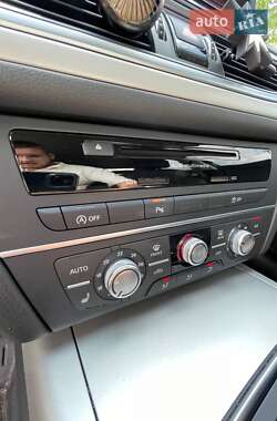 Седан Audi A6 2015 в 