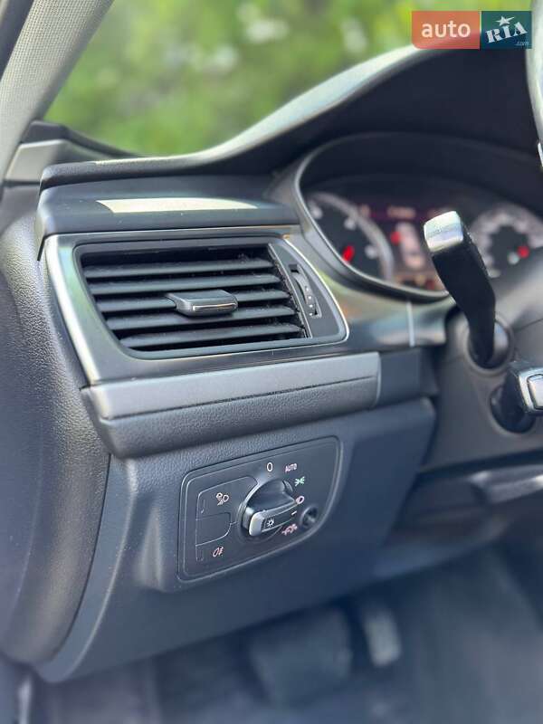 Седан Audi A6 2011 в Бориславе