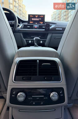 Седан Audi A6 2013 в 