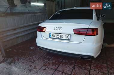 Седан Audi A6 2016 в 