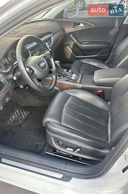 Седан Audi A6 2015 в 