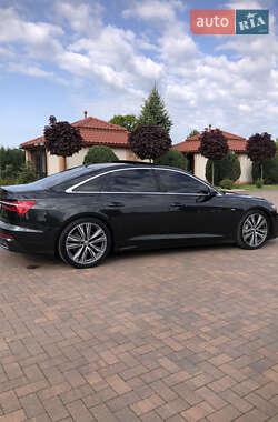 Седан Audi A6 2019 в 