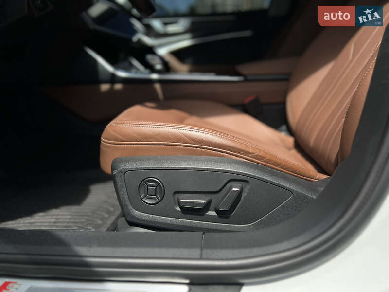 Седан Audi A6 2020 в Киеве