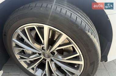 Седан Audi A6 2016 в 
