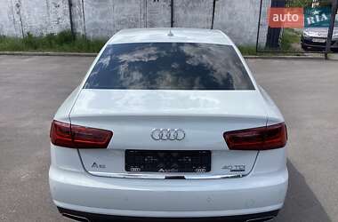 Седан Audi A6 2015 в 