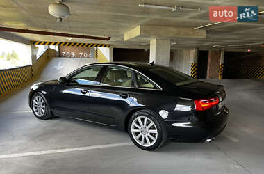 Седан Audi A6 2012 в 