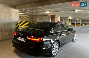 Седан Audi A6 2012 в 