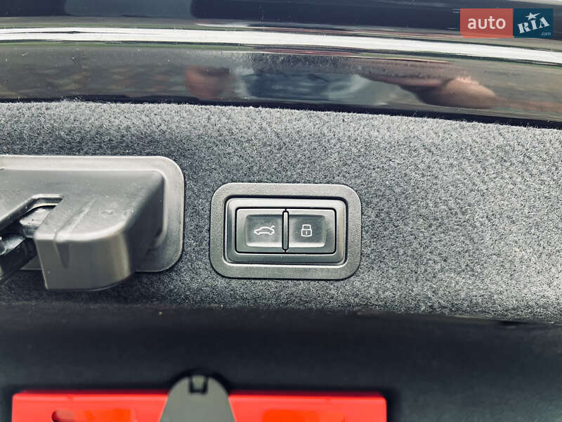 Седан Audi A6 2016 в Стрые