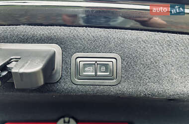 Седан Audi A6 2016 в 