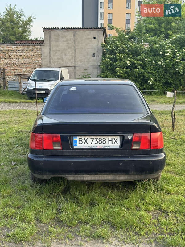 Седан Audi A6 1996 в 