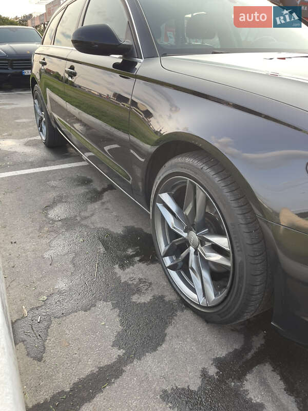 Универсал Audi A6 2014 в Киеве