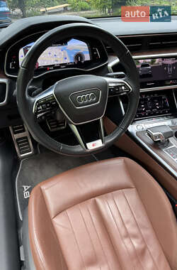 Седан Audi A6 2019 в 