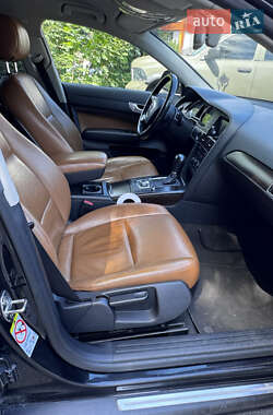 Седан Audi A6 2010 в 