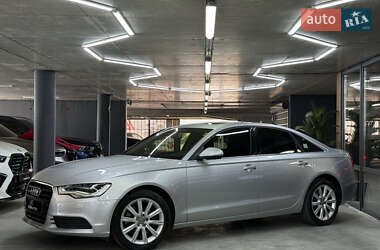 Седан Audi A6 2013 в 
