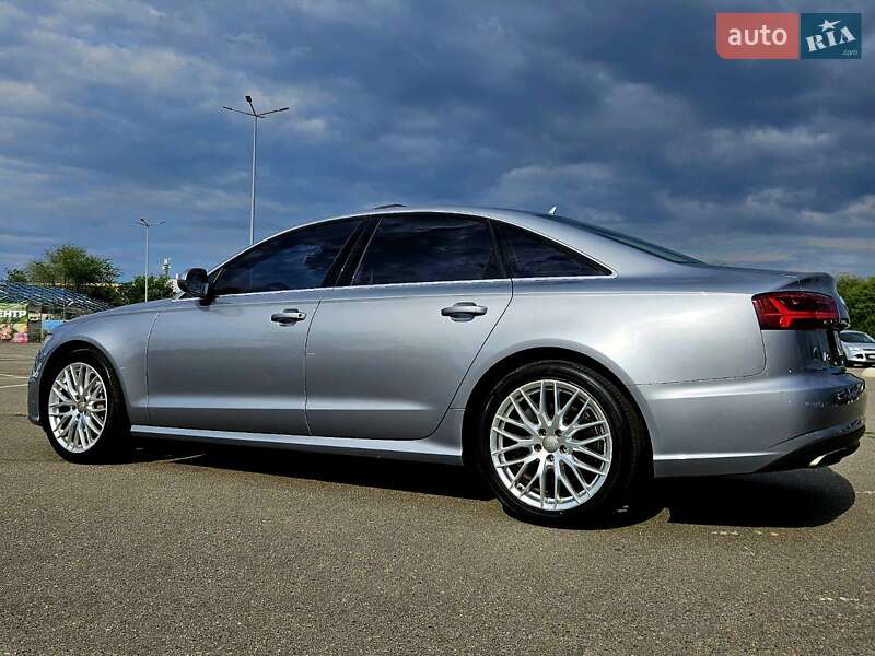 Седан Audi A6 2015 в Дніпрі
