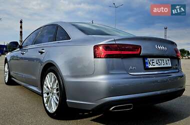 Седан Audi A6 2015 в 
