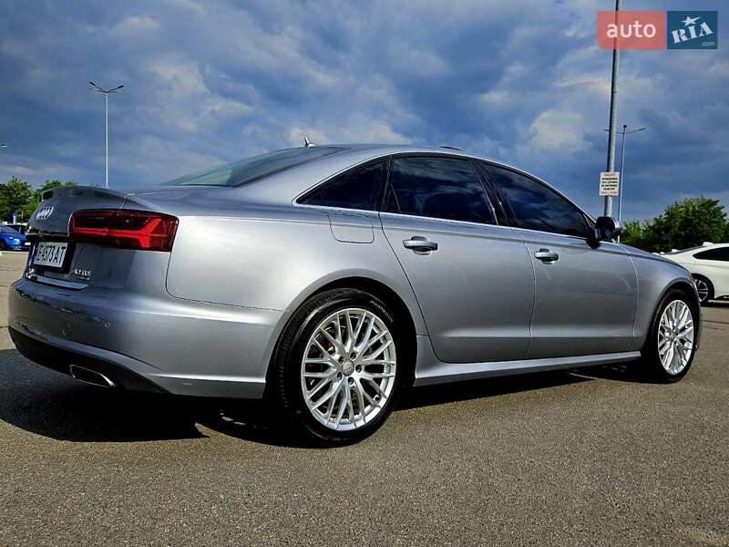 Седан Audi A6 2015 в Дніпрі