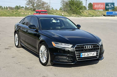 Седан Audi A6 2015 в 