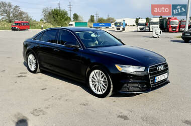 Седан Audi A6 2015 в 