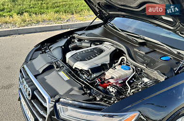 Седан Audi A6 2015 в 