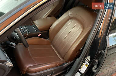 Седан Audi A6 2013 в 