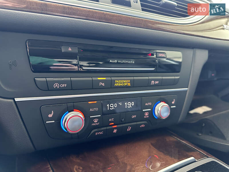 Седан Audi A6 2016 в Киеве