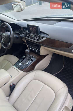 Седан Audi A6 2011 в 